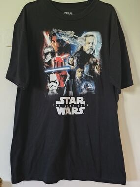 Fifth Sun Black Star Wars The Last Jedi Graphic Tee with Multi-Color Artwork